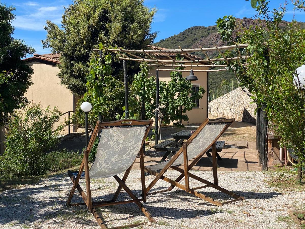 Villetta Ai Peri Nisporto Exteriör bild
