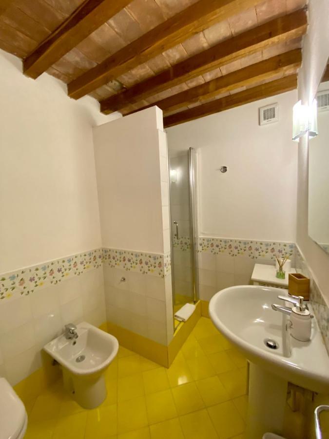 Villetta Ai Peri Nisporto Exteriör bild